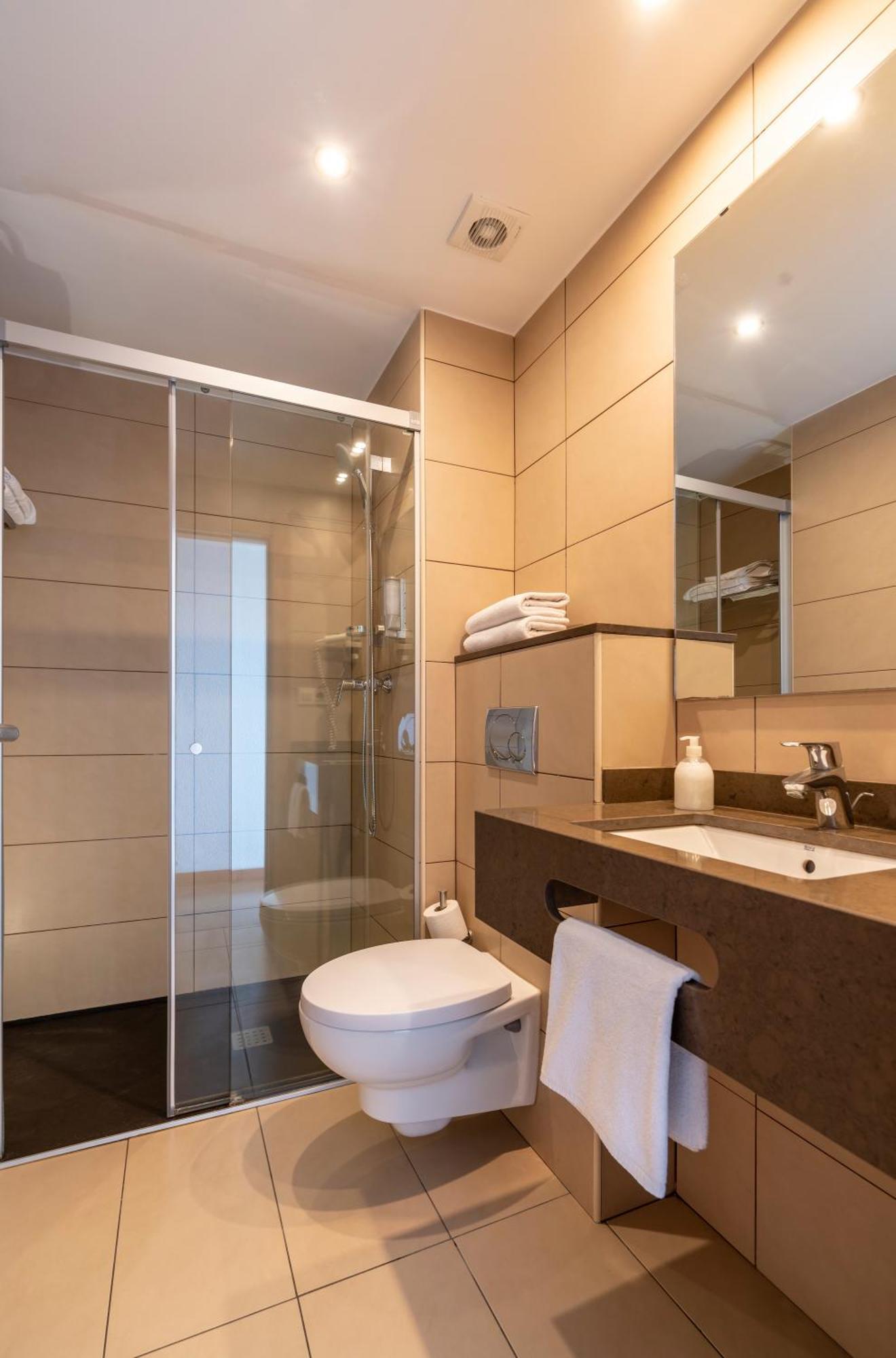 Almirall Apartaments Lloret de Mar Luaran gambar