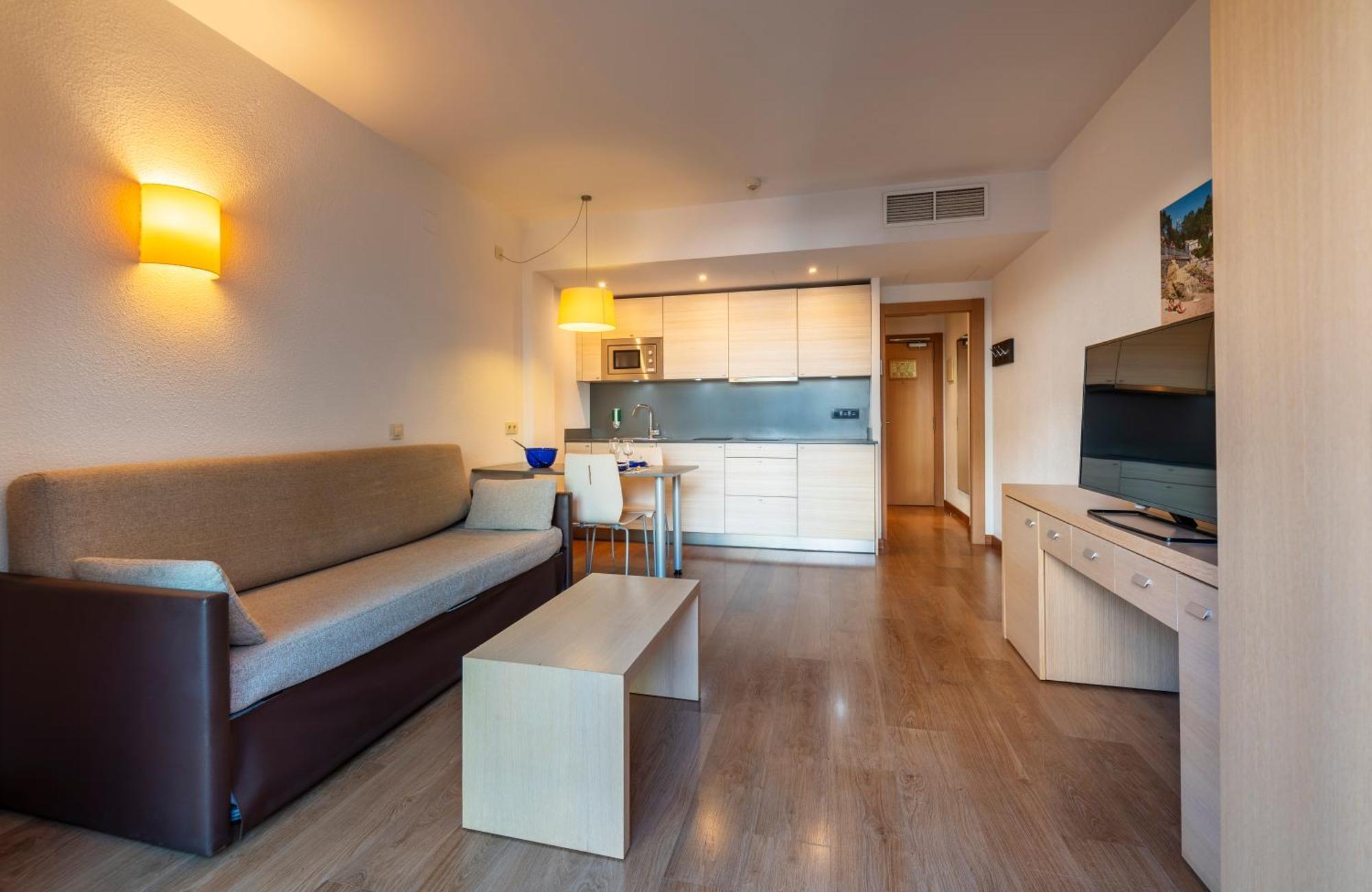 Almirall Apartaments Lloret de Mar Luaran gambar