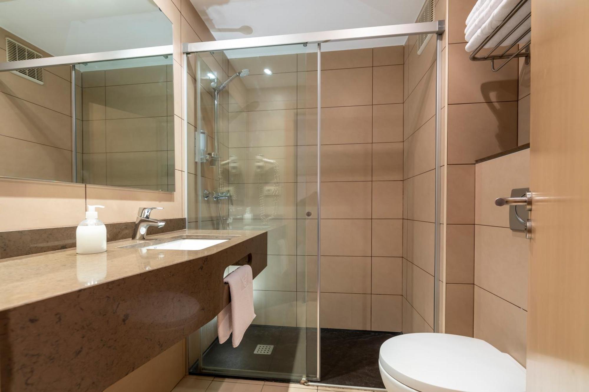 Almirall Apartaments Lloret de Mar Luaran gambar