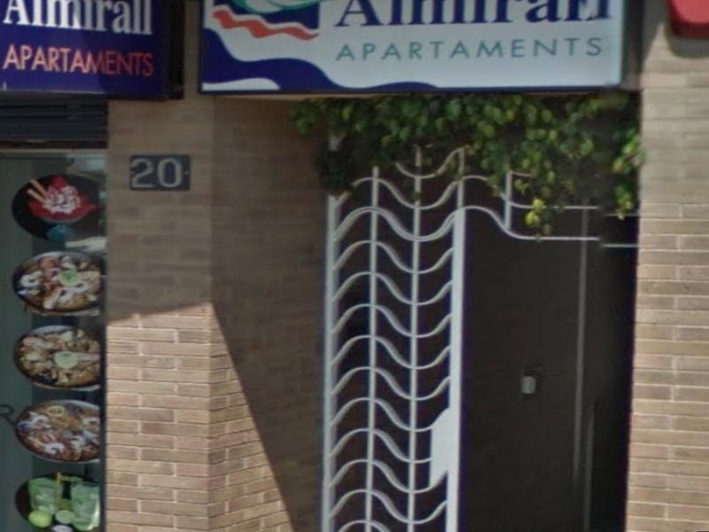 Almirall Apartaments Lloret de Mar Luaran gambar